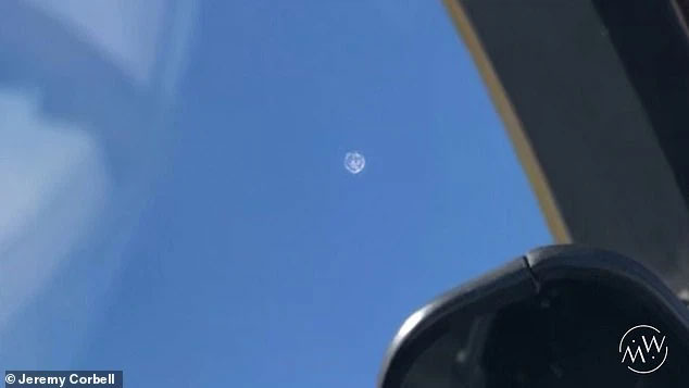 Bộ quốc phòng Mỹ thừa nhận UFO bí ẩn hình kim tự tháp đã 