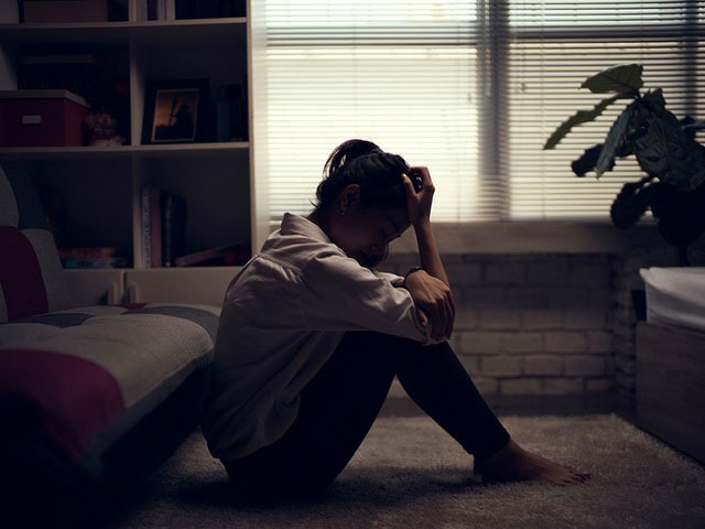 Thời tiết giao mùa vì sao hay mưa, làm con người biến đổi 