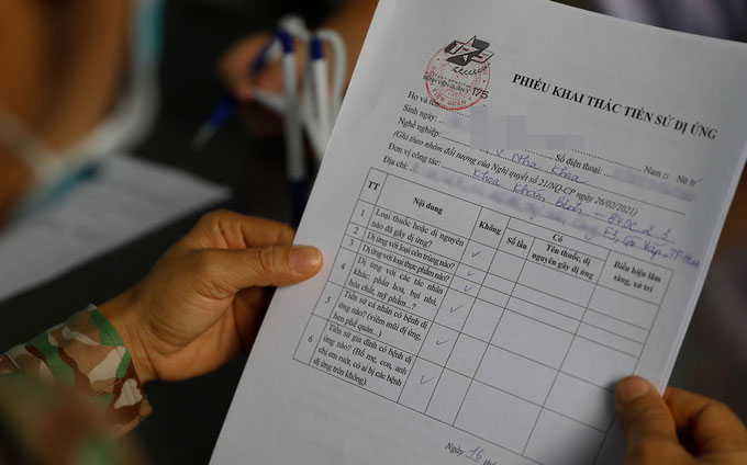 Tại sao vaccine gây phản ứng phụ?