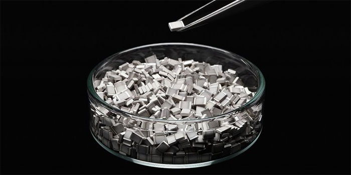 Murata chuẩn bị sản xuất hàng loạt pin thể rắn siêu an toàn cho tai nghe và thiết bị đeo