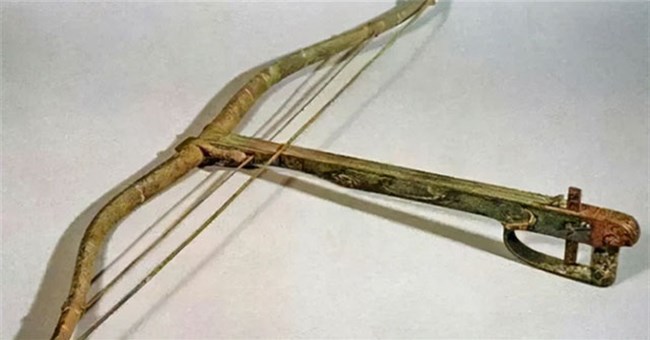 Uy lực sấm sét của "nỏ thần" nhà Tần: Tầm bắn vượt xa AK47, giúp Tần Vương "bình thiên hạ"