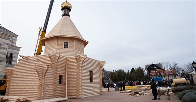 Tại sao người Nga cổ đại lại có truyền thống xây dựng nhà thờ một ngày?