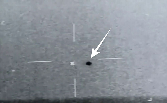 Cảnh tượng UFO hình cầu 