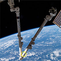 Trạm Vũ trụ Quốc tế hư hại do va chạm với mảnh vỡ chỉ 1mm