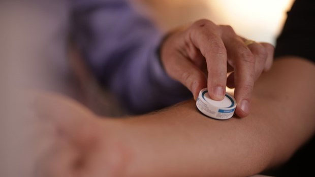 Thử nghiệm miếng dán vaccine ngừa Covid-19 cho kết quả ấn tượng