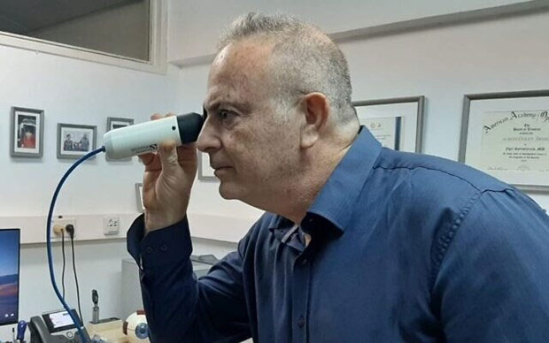 Israel phát minh thiết bị thử máu không cần kim tiêm lấy mẫu