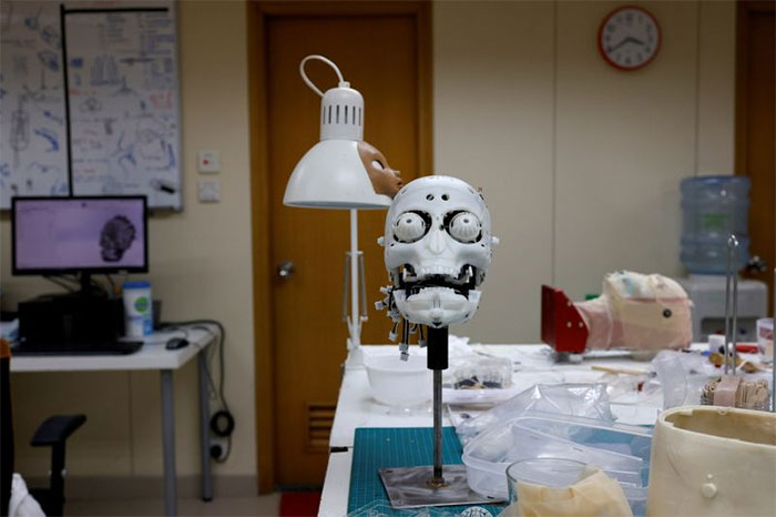 Ra mắt robot y tá mới, là 