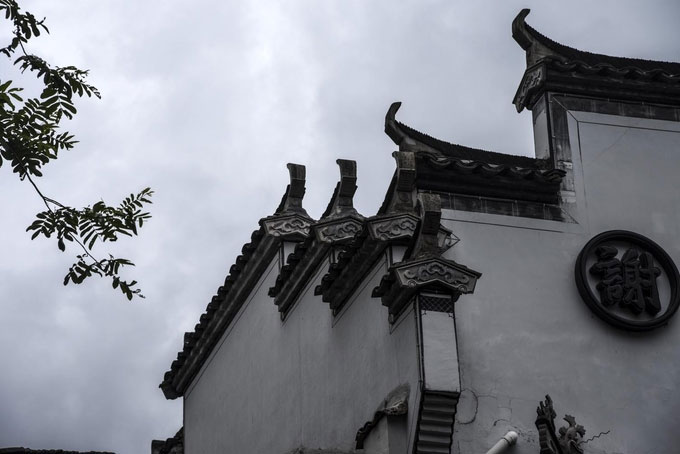 Khám phá ngôi làng cổ có kiến trúc theo phong thủy chống hỏa hoạn