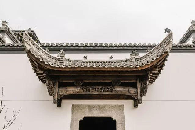 Khám phá ngôi làng cổ có kiến trúc theo phong thủy chống hỏa hoạn