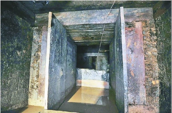 Lăng mộ tỏa hương thơm êm dịu khiến đoàn khảo cổ ngỡ ngàng