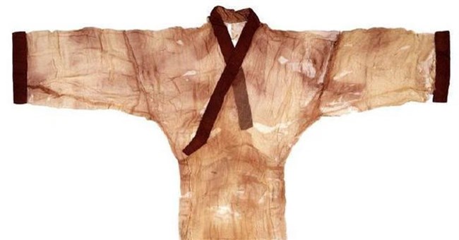 Chuyện gì đã xảy ra khi vừa thâm nhập mộ cổ, cổ vật đột nhiên biến mất ngay trước mắt?