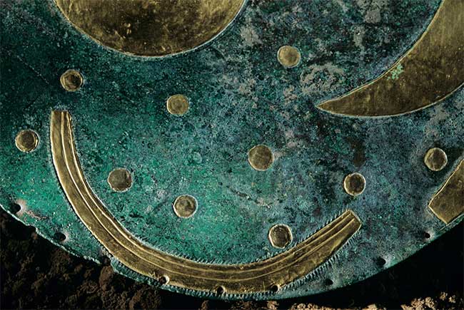 Hé lộ bí mật về tuổi đĩa thiên thể Nebra mô tả vũ trụ cổ xưa nhất