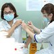 Phân biệt phản ứng thường và nghiêm trọng sau khi tiêm vaccine Covid-19