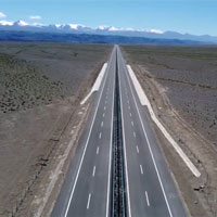 Thông xe đường cao tốc xuyên sa mạc dài nhất thế giới