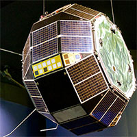 Kế hoạch "tóm" vệ tinh lang thang trên quỹ đạo 50 năm