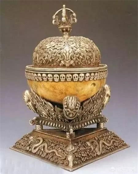 Sự thật rùng rợn đằng sau cốc uống rượu được làm từ hộp sọ của vua Tống