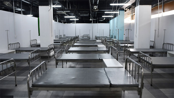 Bệnh viện dã chiến ở Thuận Kiều Plaza trước giờ đón F0