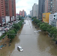 Điểm chung giữa mưa lũ kỷ lục ở Trung Quốc và châu Âu