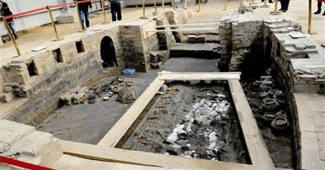 Ngôi mộ tồi tàn là nơi chôn vị vua hoang dâm, tàn bạo bậc nhất Trung Hoa?