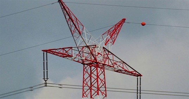 Tại sao người ta lại đặt những quả bóng trên cáp điện cao thế?