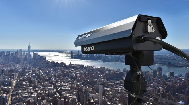 Cứ sau vài phút hệ thống Earthcam thường xuyên chụp ảnh và ảnh toàn cảnh của khu vực.