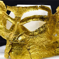 Mặt nạ vàng 3.000 năm tuổi được khai quật ở Trung Quốc