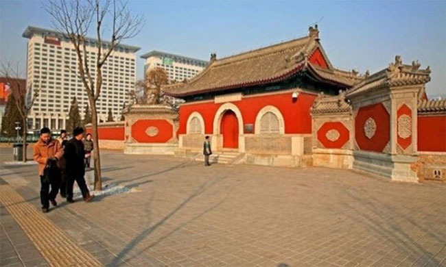 4 bí ẩn phong thủy tại Trung Hoa: Tê giác trấn mạch sông, 9 rồng đỡ cột trụ