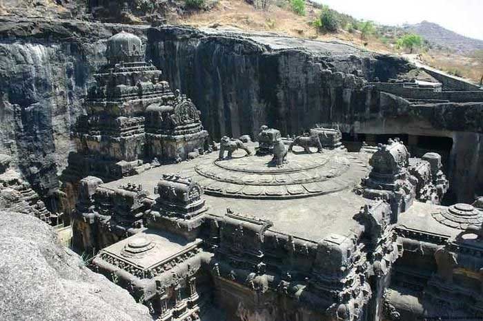 Đền Kailasa, Ấn Độ