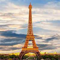 Tại sao tháp Eiffel cao thêm 15cm vào mùa hè?