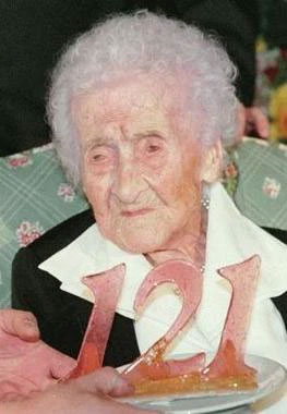 Cụ Jeanne Calment, người cao tuổi nhất thế giới được lịch sử ghi lại.