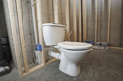Xả nước bồn cầu khi mất điện có bị làm sao không?