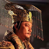 Giải mã bí mật về 12 dải ngọc trước mũ của Tần Thuỷ Hoàng