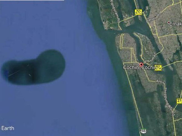 Phát hiện cửa hàng bánh humburger bí ẩn trên hòn đảo không có người ở qua Google Maps