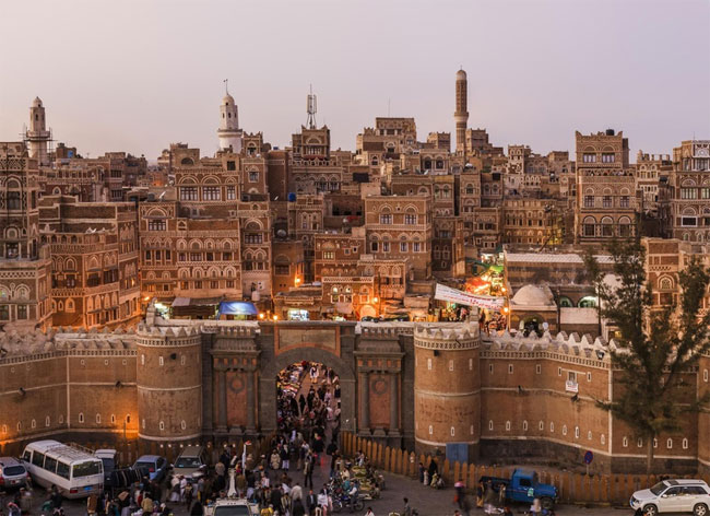 Khám phá những tòa nhà chọc trời bằng bùn giữa lòng Yemen