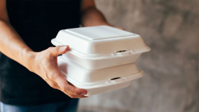 Hóa chất trong hộp xốp, kem đánh răng có thể gây tử vong sớm