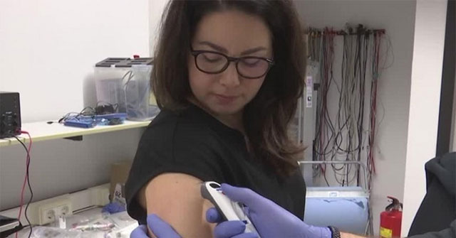 Hà Lan phát triển thiết bị laser tiêm không đau
