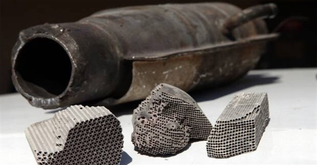 Loại thuốc kỳ quái biến thanh niên cường tráng thành "thây ma sống"