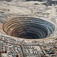 Liên Xô giấu nhẹm mỏ kim cương lớn nhất thế giới, trữ lượng đủ dùng trong 3.000 năm nữa