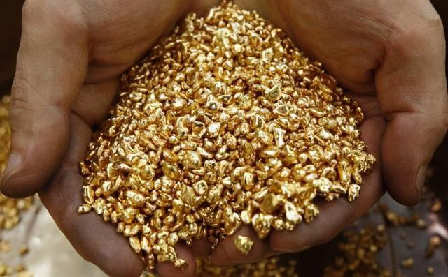 Khai quật mộ cổ 2.000 năm, choáng ngợp thấy sư tử vàng nặng cả tấn cùng vô số báu vật
