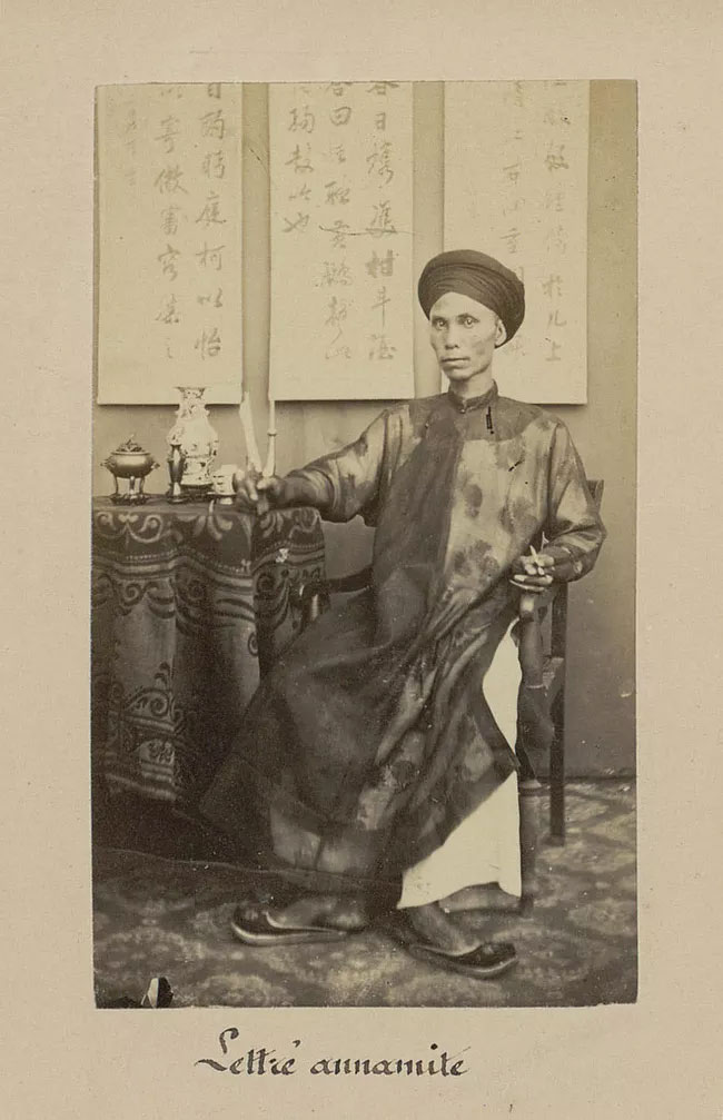 Ảnh chân dung của một nhà Nho ở Việt Nam cuối thế kỷ 19.  