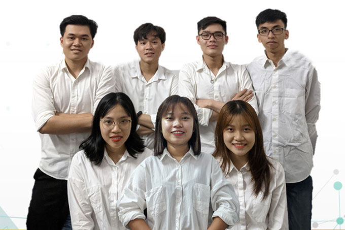 Nhóm sinh viên chế tạo thành công áo khoác tự nổi khi xuống nước