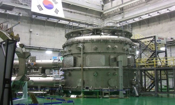  Lò phản ứng KSTAR được ví như "Mặt trời nhân tạo" của Hàn Quốc. 