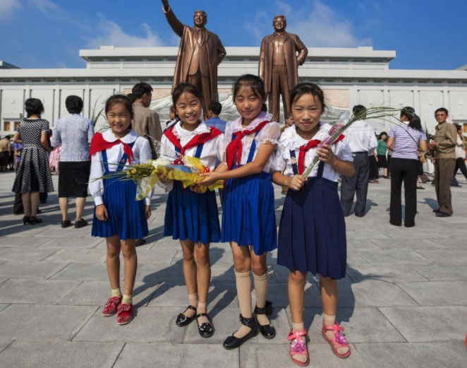  Các bạn nhỏ trong Đoàn thiếu nhi Triều Tiên 