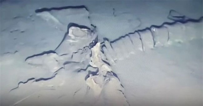 Phát hiện "rồng" dưới đáy biển, các chuyên gia vẫn chưa thể tiếp cận vì lý do bất ngờ