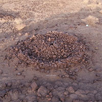 Phát hiện "đại lộ tang lễ" 4.500 năm tuổi ở Saudi Arabia với nhiều ngôi mộ có hình dáng kỳ lạ
