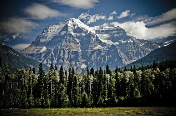 Siêu núi cổ đại là một dạng núi "quái vật" được quá trình hợp nhất siêu lục địa tạo dựng nên