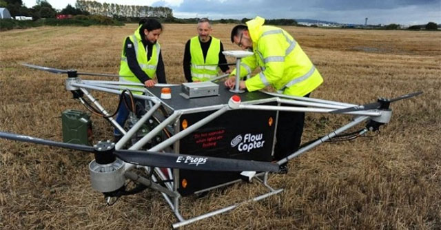 Ra mắt drone thủy lực đầu tiên trên thế giới