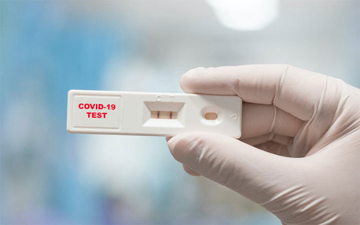 Tái nhiễm Covid-19 khác tái dương tính như thế nào?