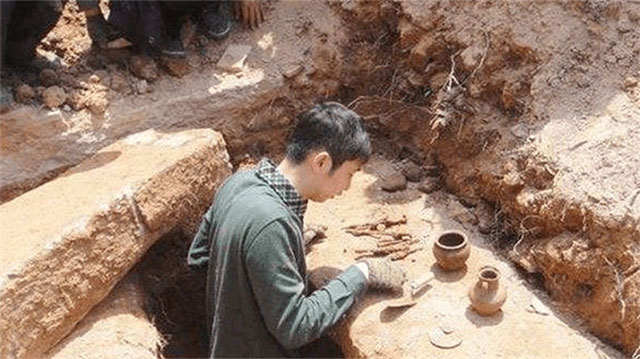 Tiết lộ thứ kiêng kị trong những mộ cổ không kẻ trộm nào dám lấy
