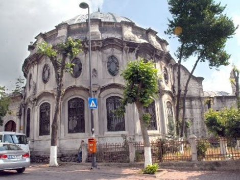 Bí ẩn lời tiên tri về bà hoàng quyền lực của Đế chế Ottoman